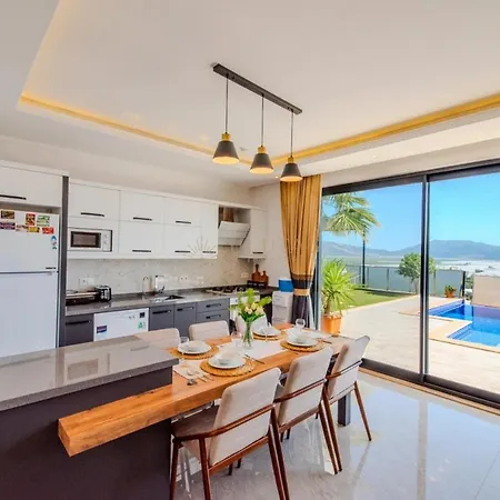 Ruzanna - Kalkan Kas